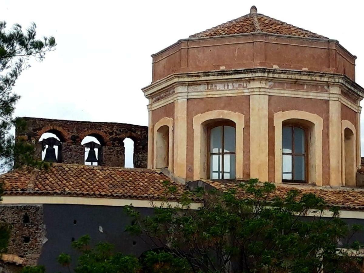 Casa Vacanza Curro カターニア エクステリア 写真